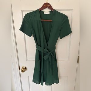 A.L.C. Silk Wrap Dress w/ pockets - size 0, green